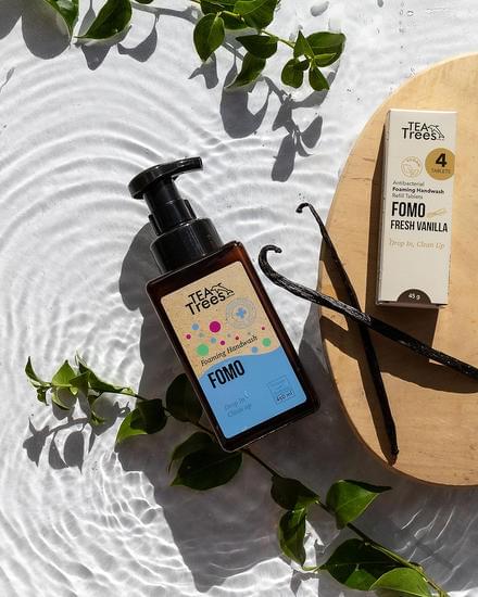 Fresh Vanilla Foaming Hand Soap - Starter Pack (Bottle + 4 Refill Tablets) Naturally Anti-Bacterial